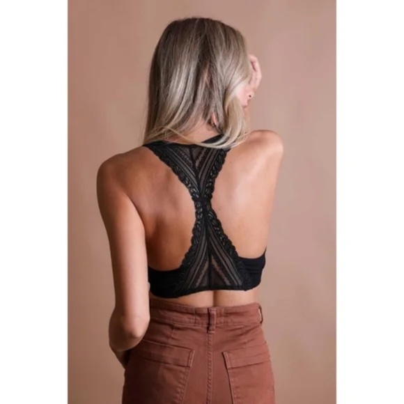 Black Seamless Front Solid Lace Racerback Bralette Women's Bra - Picture 2 of 4